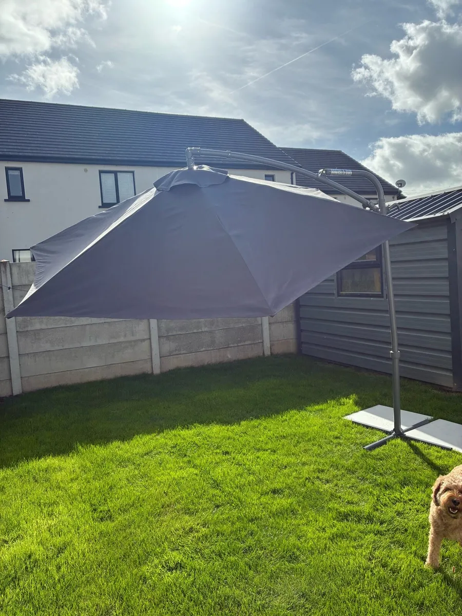Grey Cantilever Garden Parasol with Cross Base - Image 2