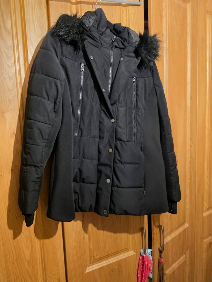 Ladies micheal kors coat - Image 1