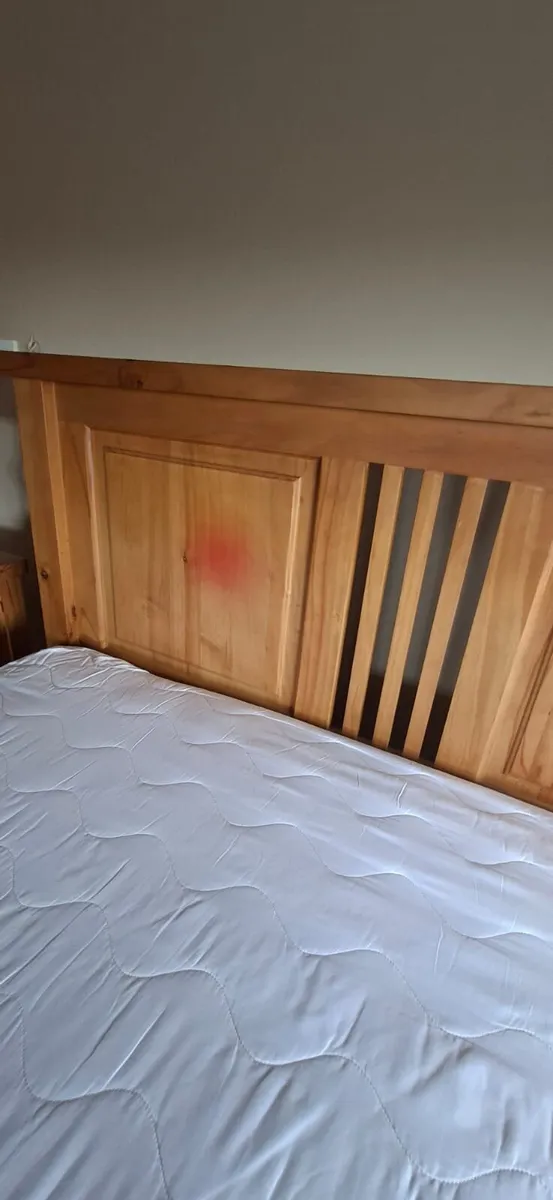 Bed with matching lockers and mattress - Image 3