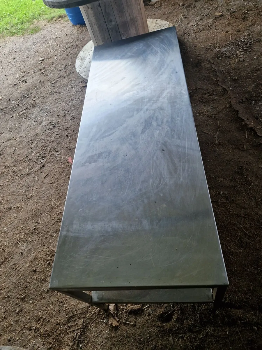 Stainless steel table - Image 2