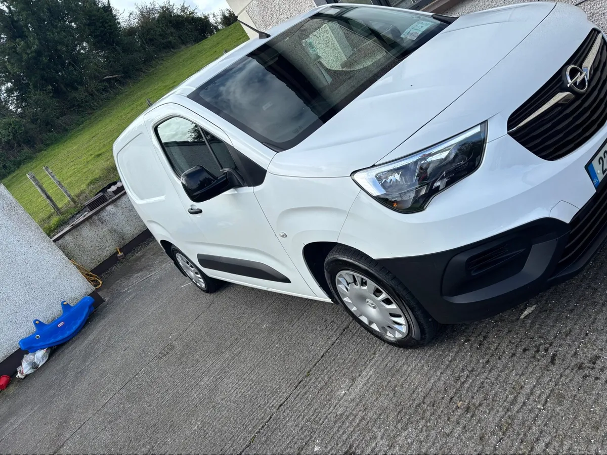 2022 Opel Combo 1.5 Diesel - Image 3