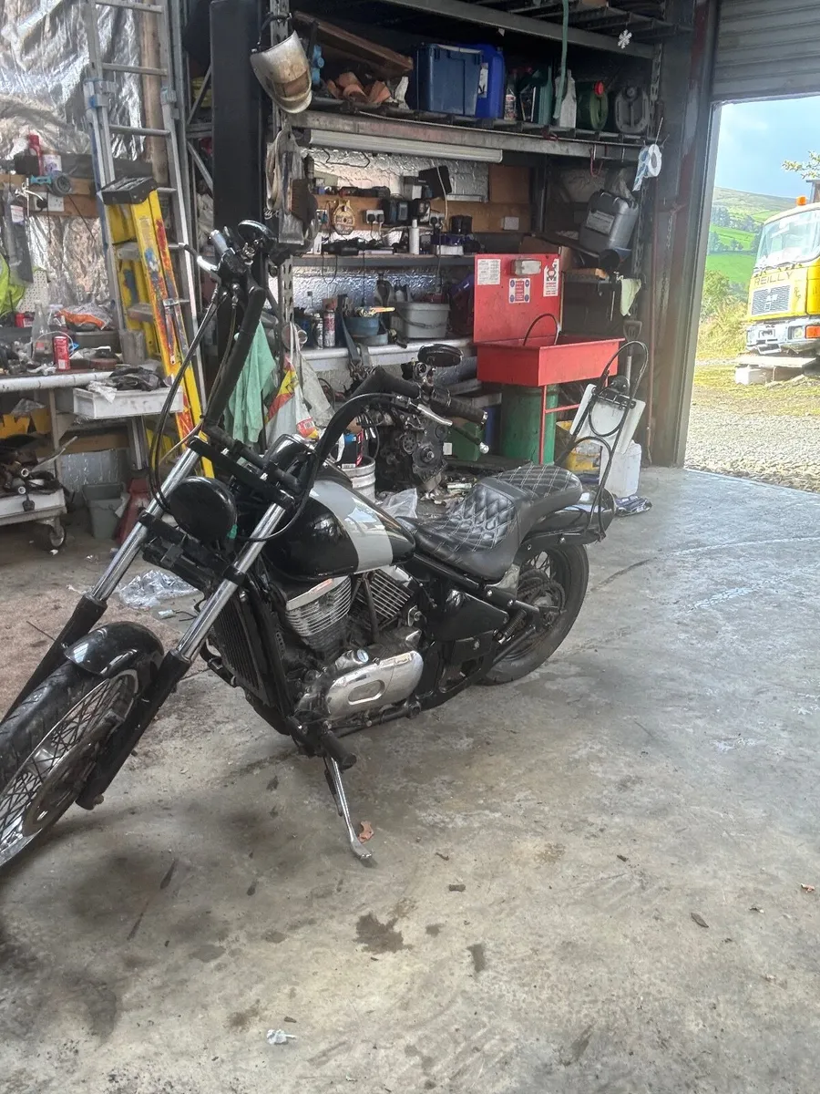 Kawasaki VN 1998 - Image 2