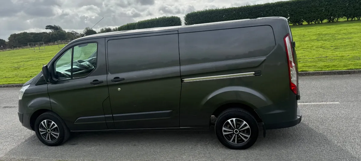 Ford Transit Custom 2018 Cvrt 1/2027 - Image 3