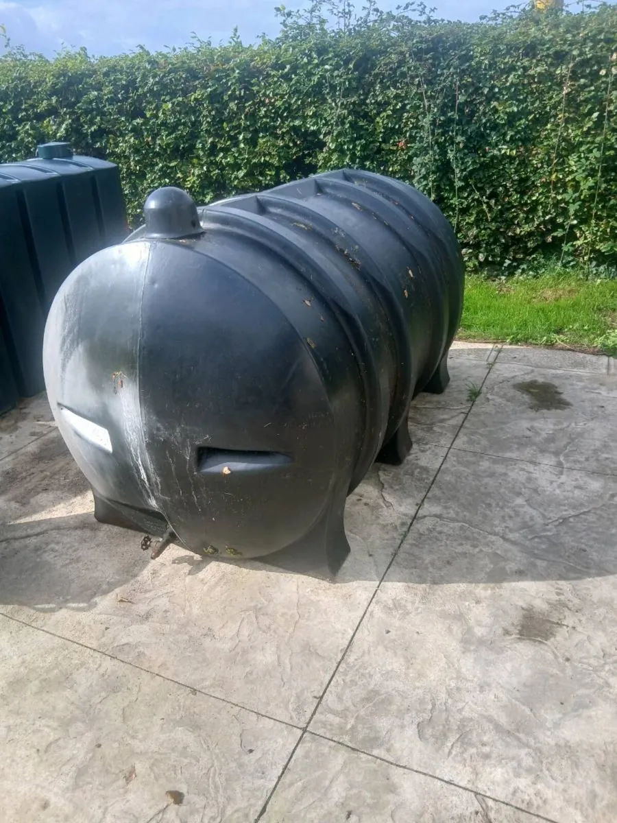 Oil tank - Image 2