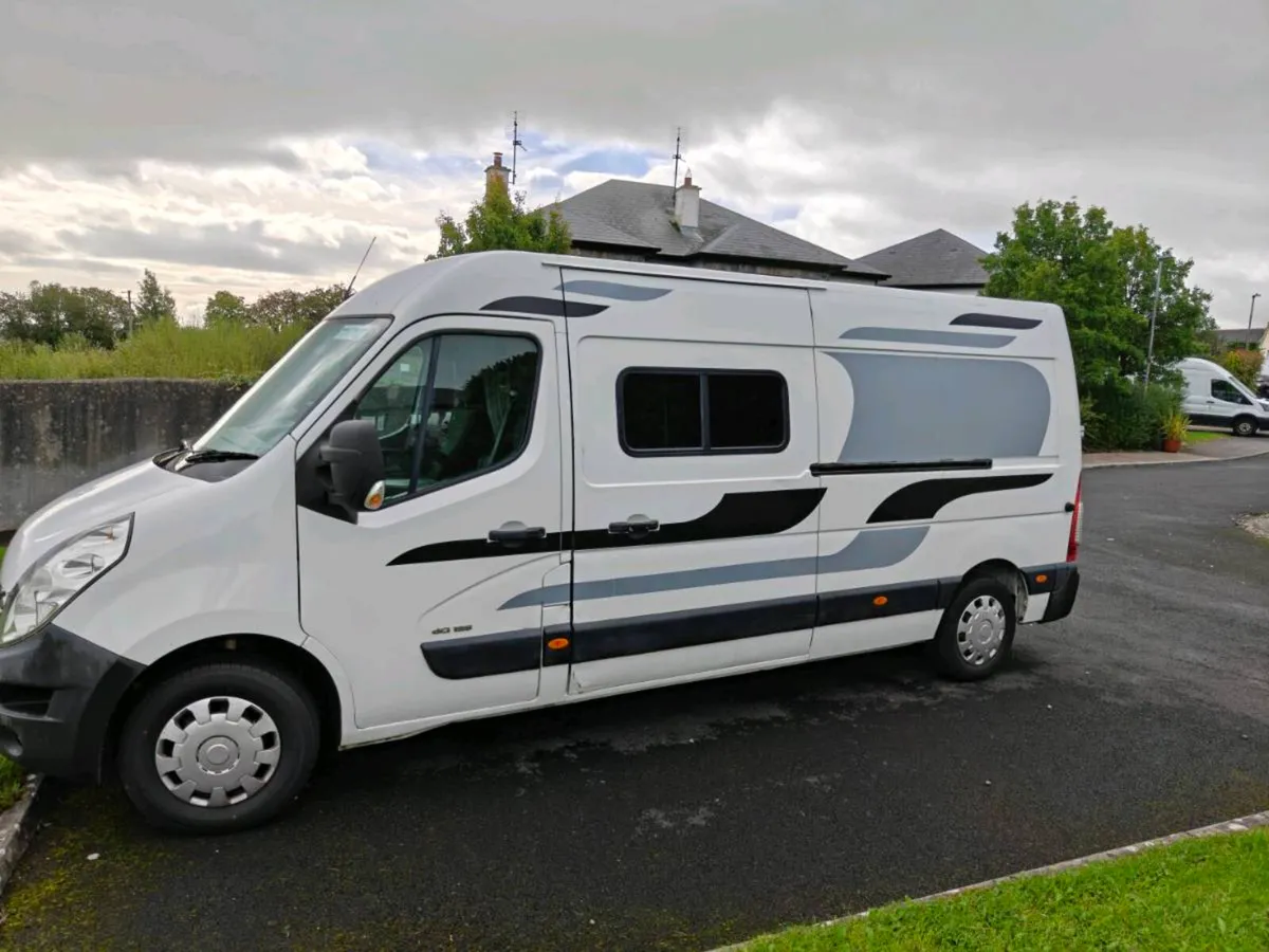 Renault Master 2 Berth Camper - Image 3
