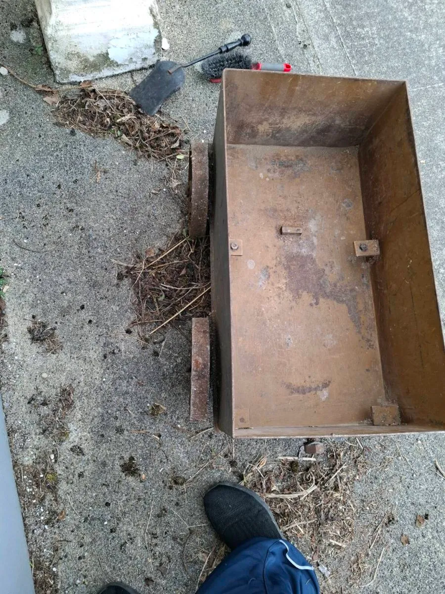Log box - Image 2