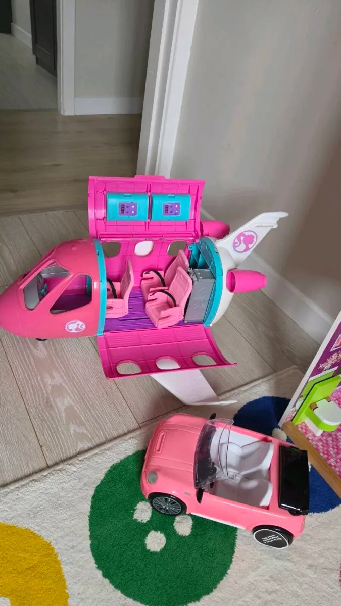 Large KidKraft Wooden Dollhouse with Barbie Dreamp - Image 2