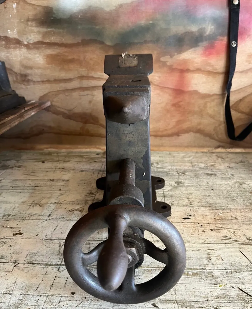 STEWART HANDY WORKER VICE. - Image 3