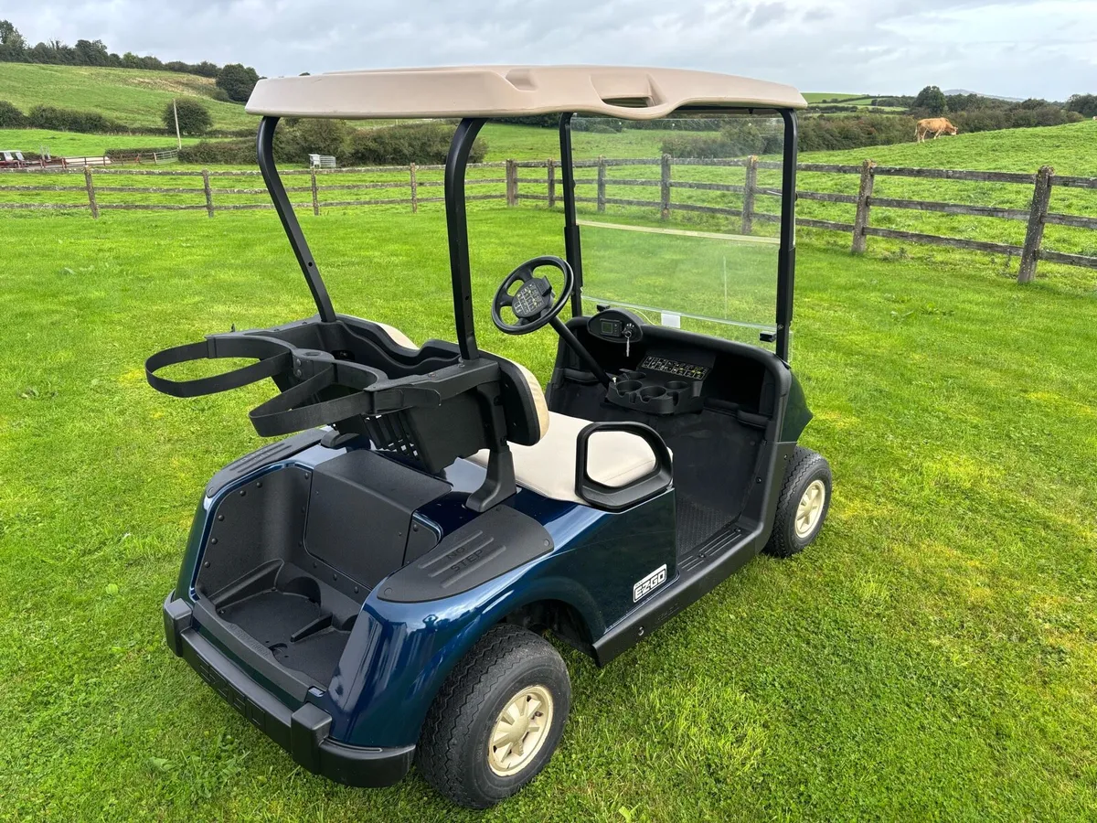 EZGO Golf Buggy - Image 4