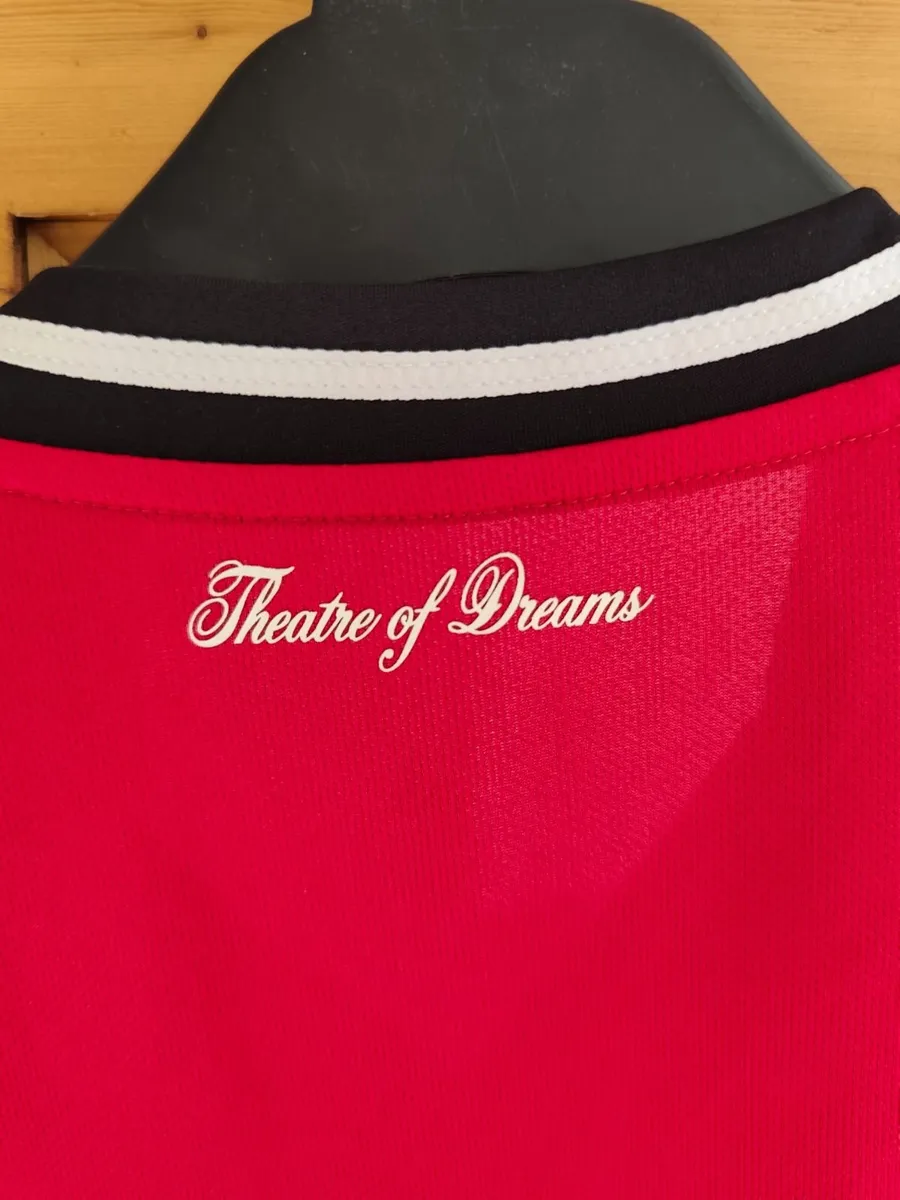 Assortment of Manchester United Jersey's. - Image 3