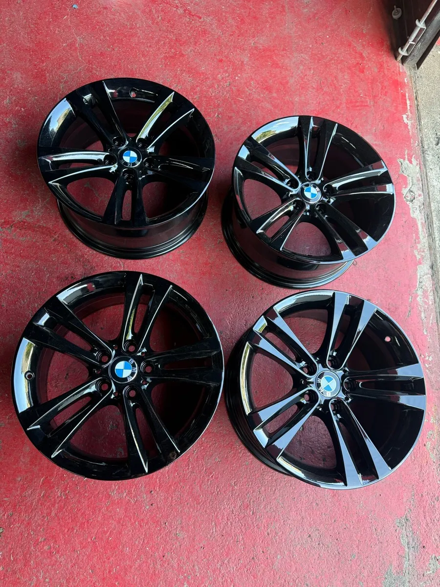 18” bmw genuine alloy wheels - Image 3