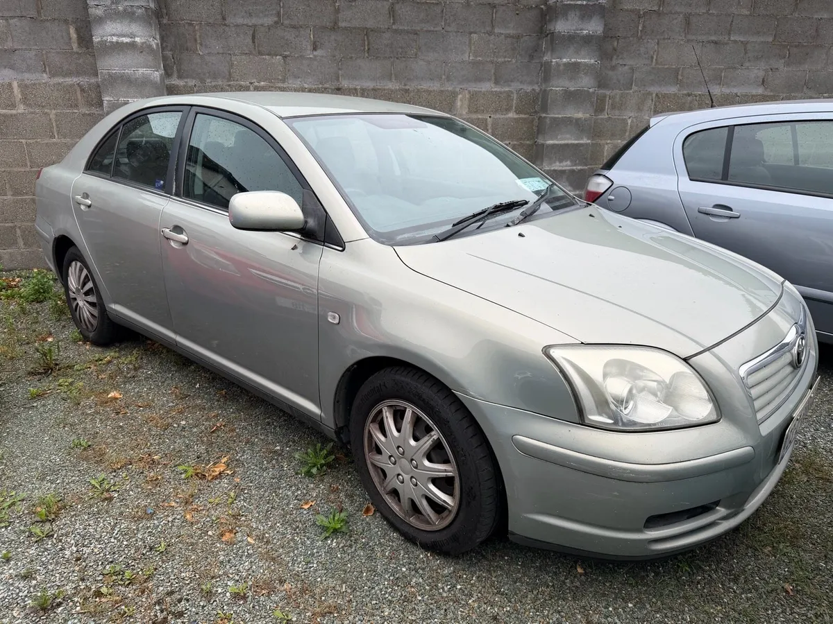 Toyota avensis 1.6 Petrol - Image 1
