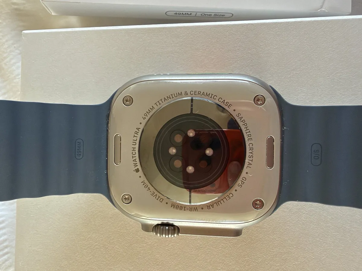 Apple Watch Ultra 3 Titanium - Image 3