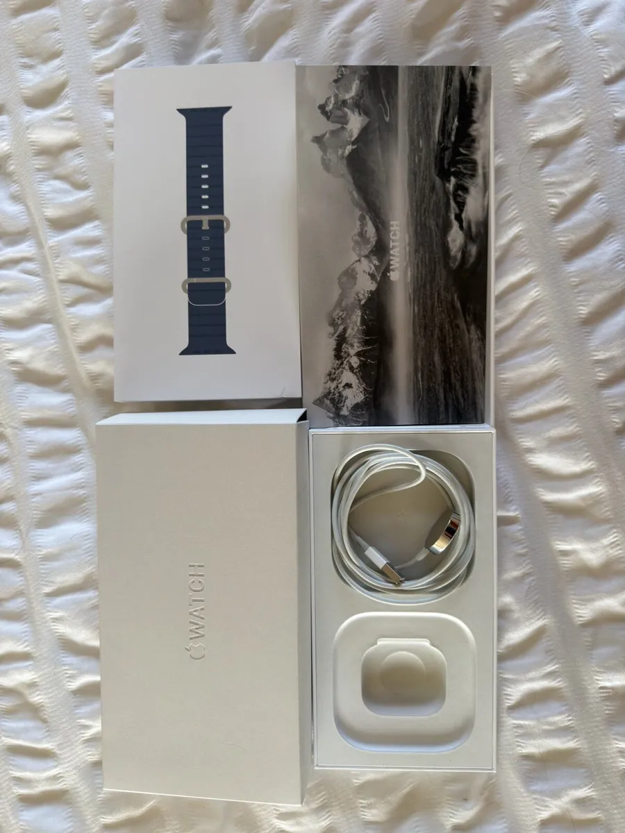 Apple Watch Ultra 3 Titanium - Image 4