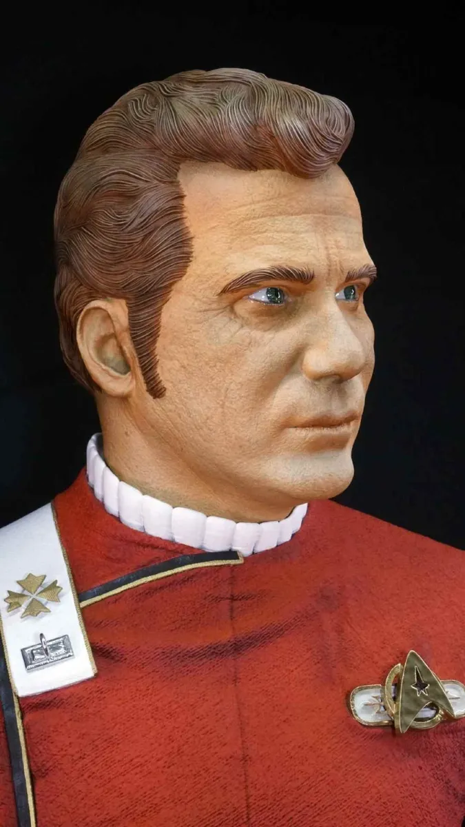 Star Trek Kirk & Spock Set Collectible 1/2 Scale - Image 2