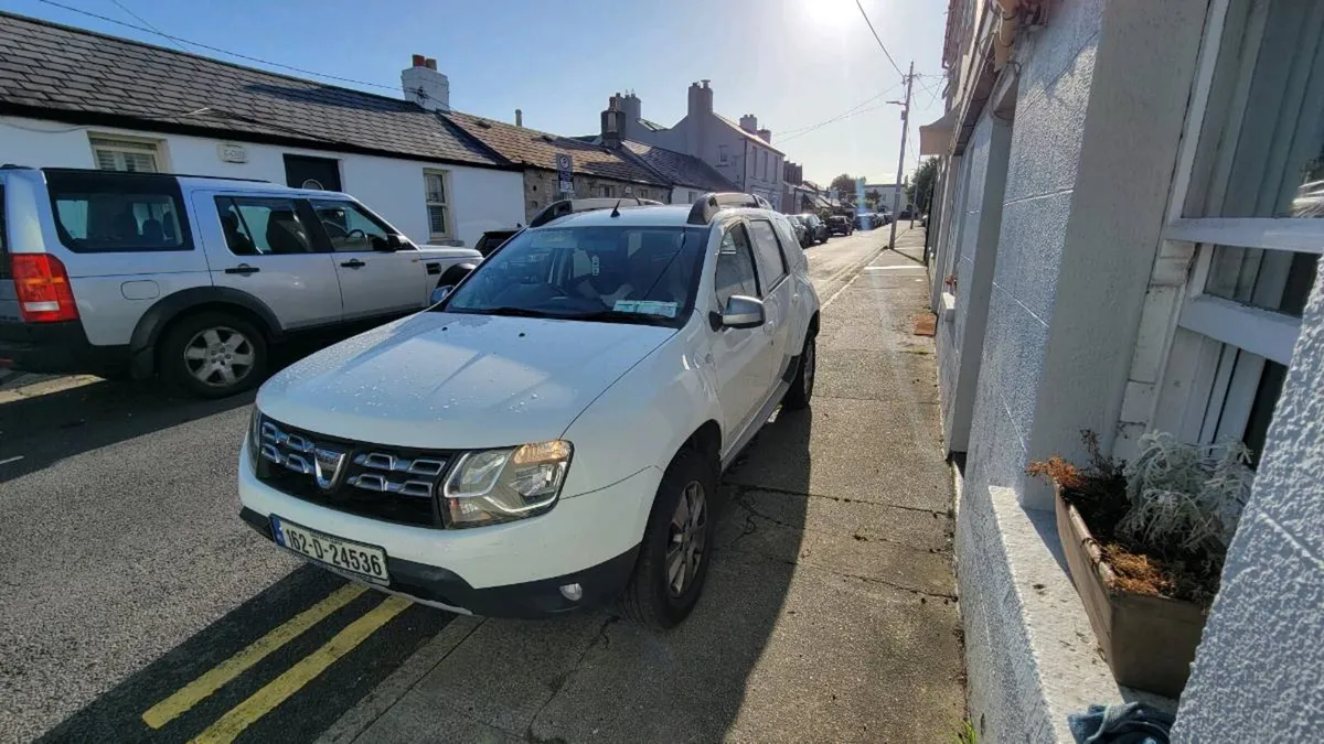 Dacia Duster 3700 + VAT - Image 2