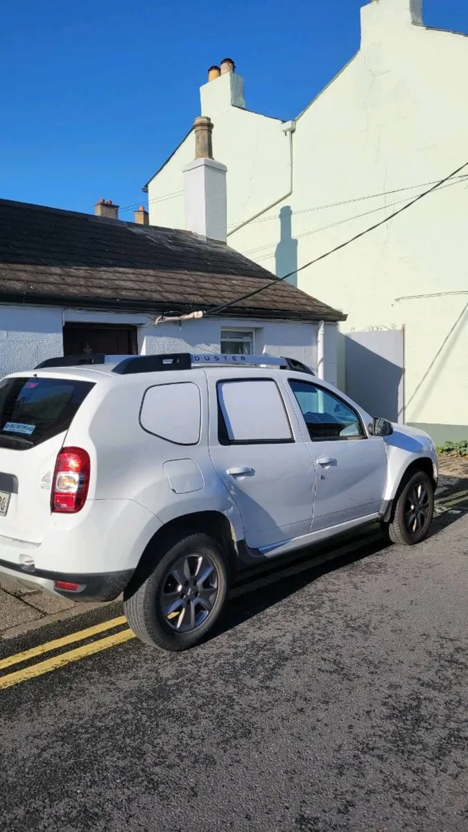 Dacia Duster 3700 + VAT - Image 4
