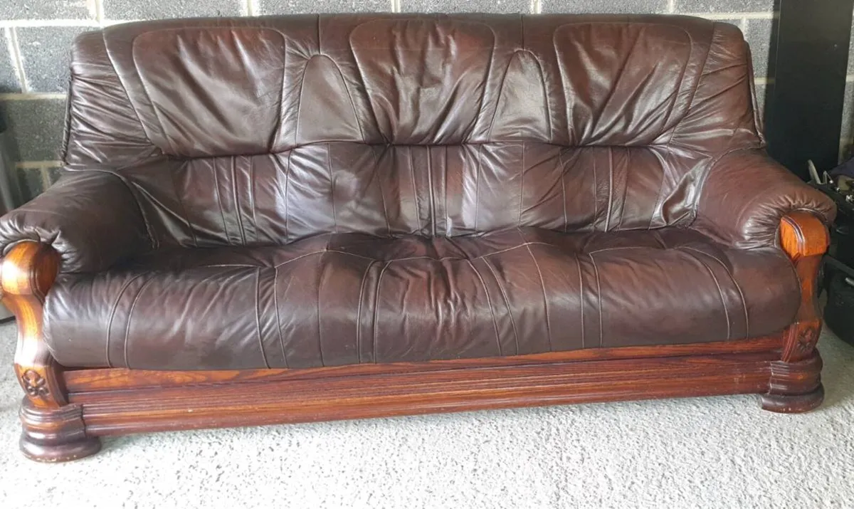Three piece leather suite - Image 1