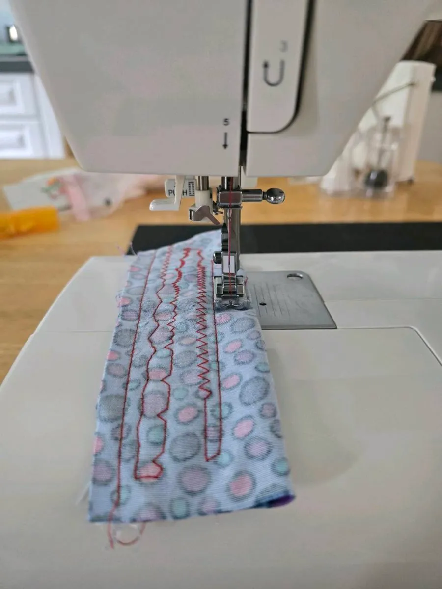 Pfaff sewing machine - Image 2