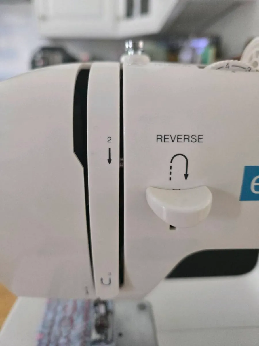 Pfaff sewing machine - Image 3