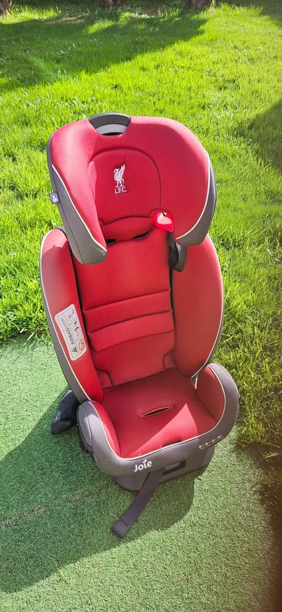 Child car seat - Image 1