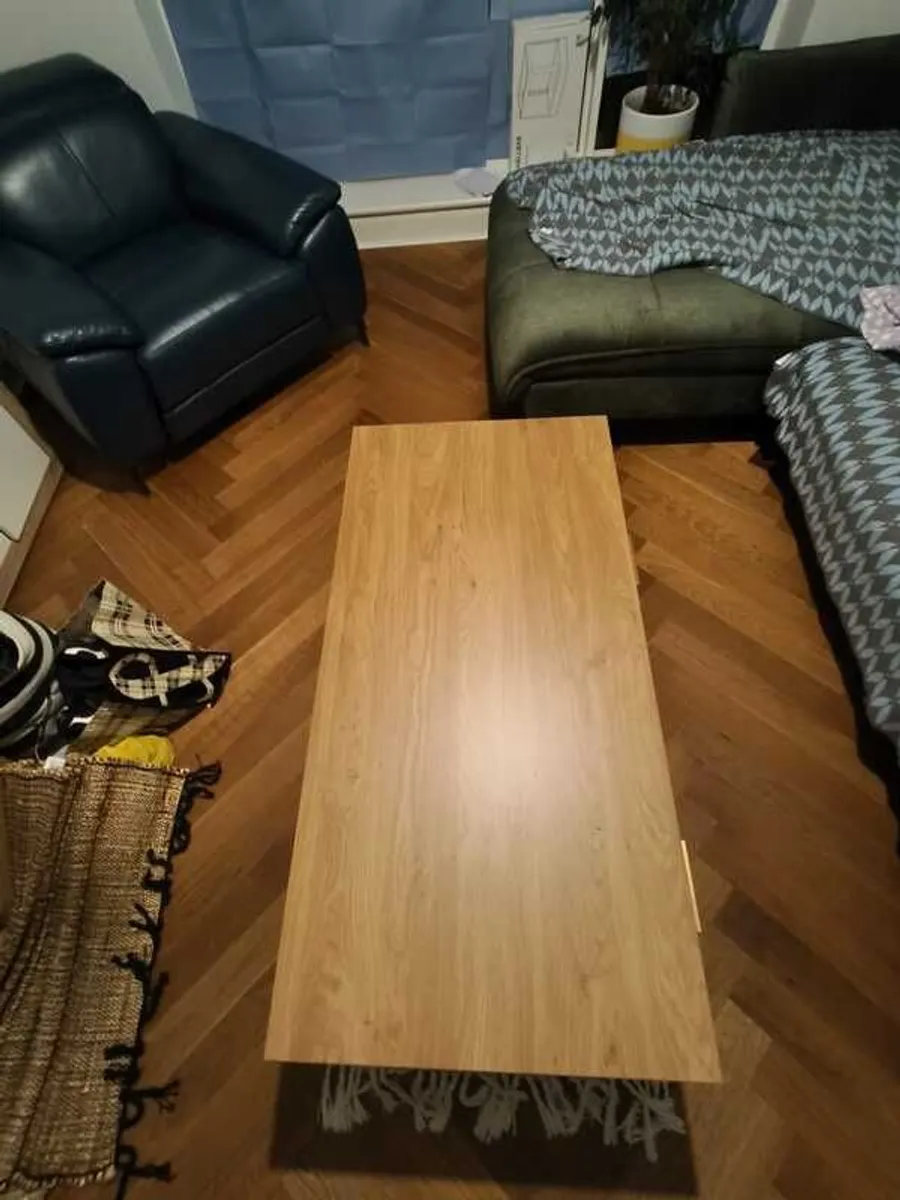 Stylish coffee table - Image 1
