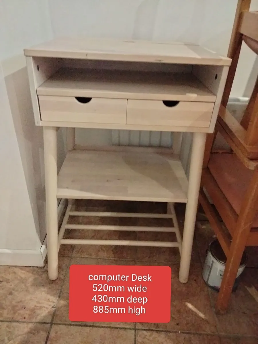 Computer Desk - Image 1