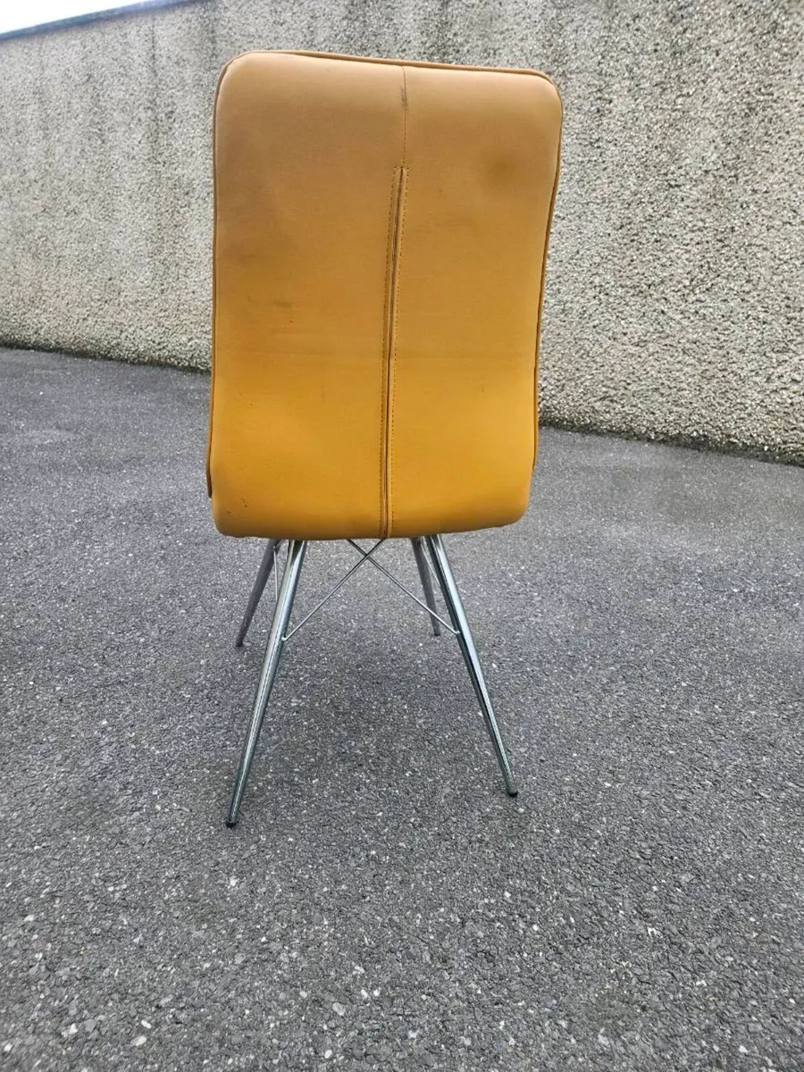 4 KITCHEN CHAIRS - Image 2