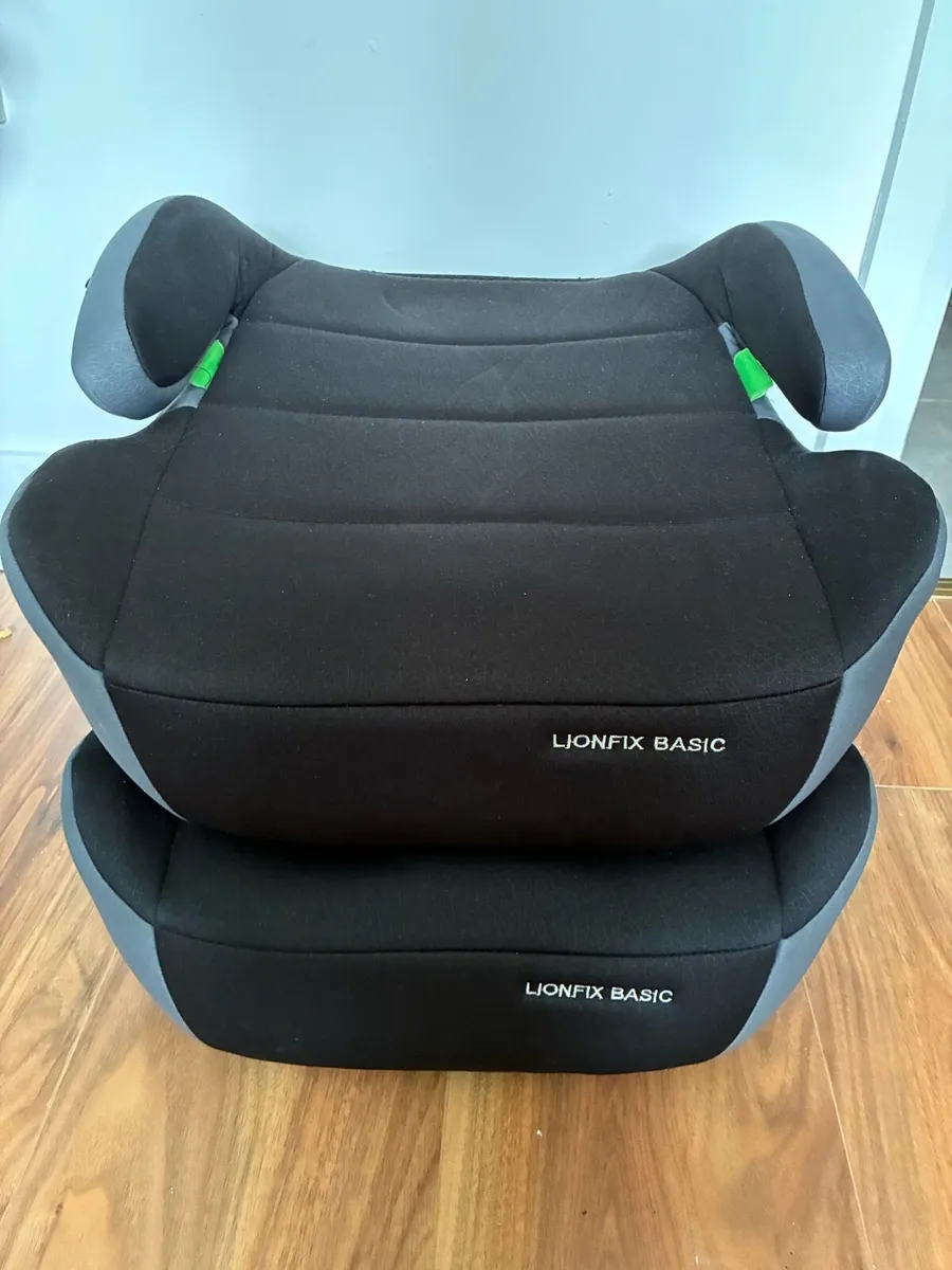 Kids car seats (2 to sell) - Image 1