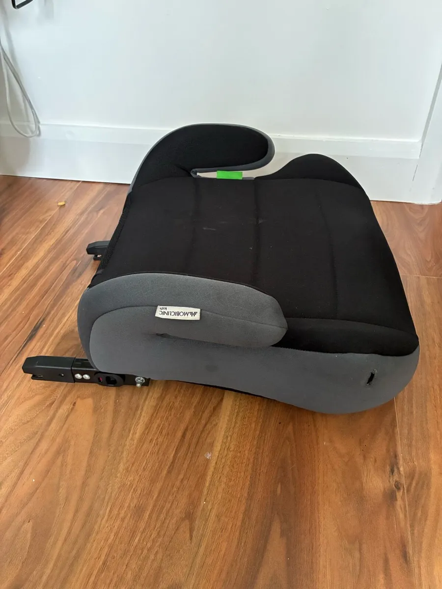 Kids car seats (2 to sell) - Image 4