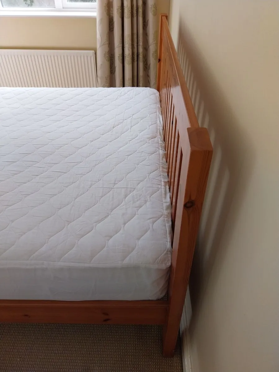 Solid Wood King Bed Frame (5ft) - Image 4