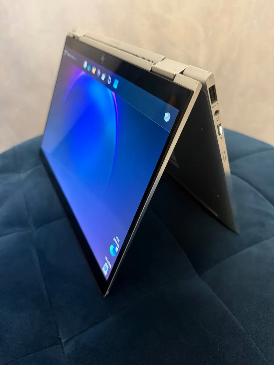 HP Elite X360 1030 G3 2in1 Laptop i7/16GB/512GBFHD - Image 3