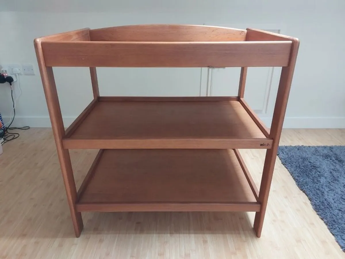 KUB wooden baby changing table - Image 3