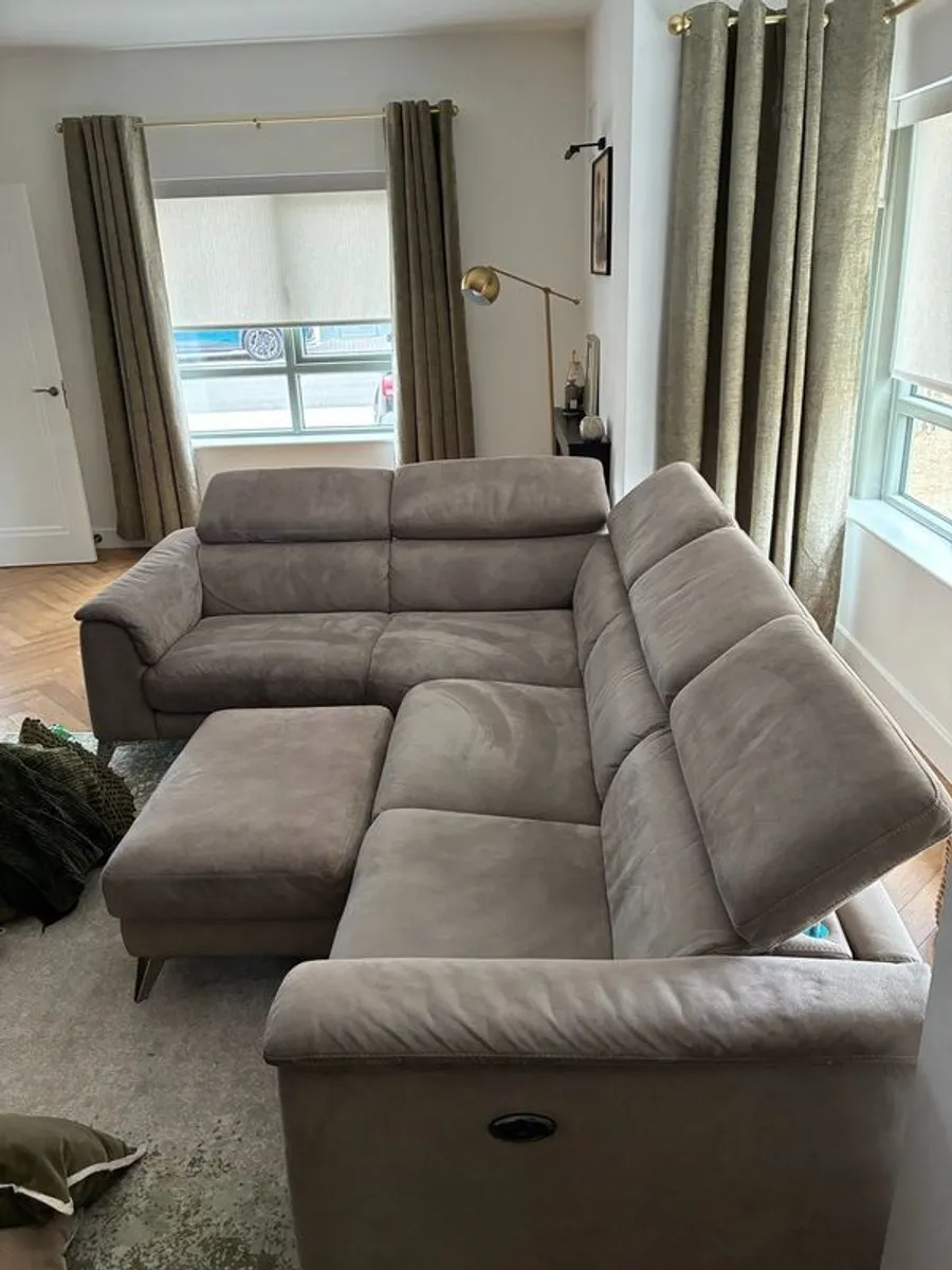 DFS Corner Sofa - Image 3