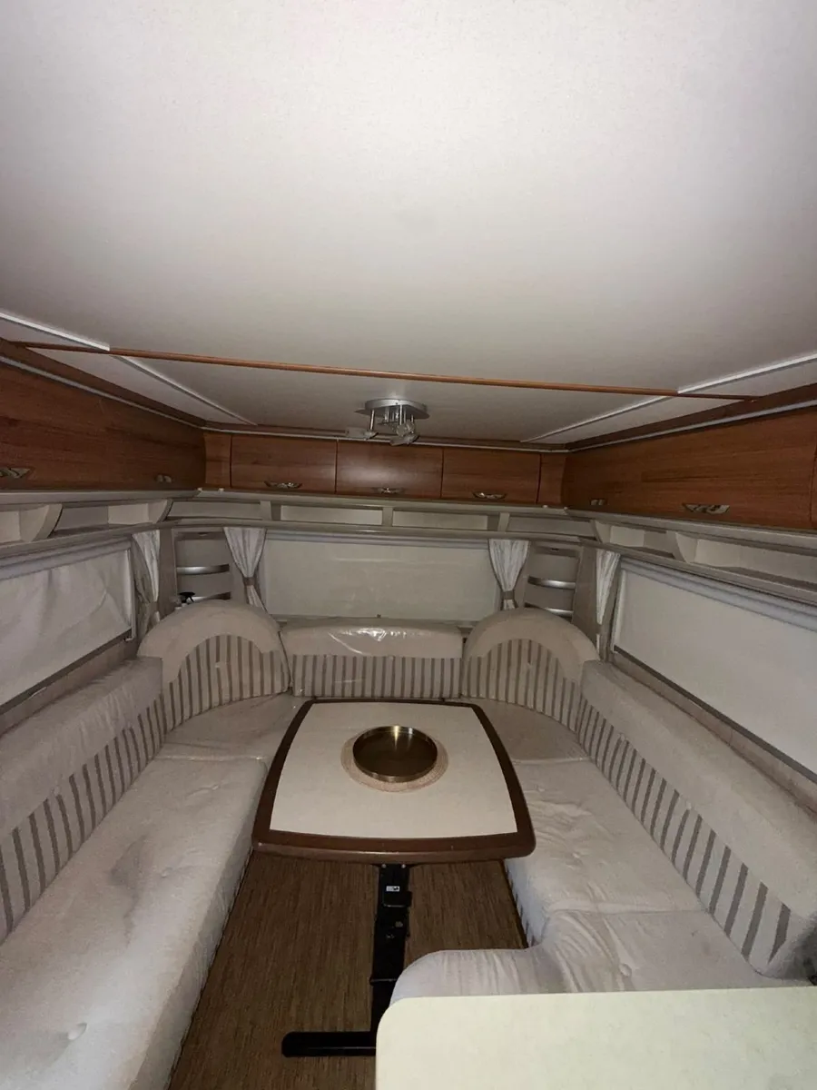 Caravan - Image 2