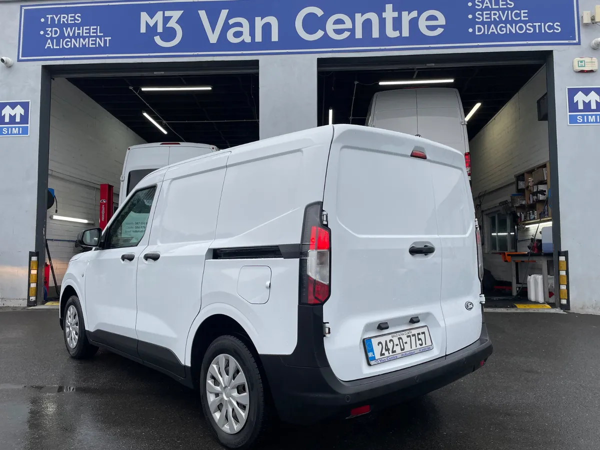2024 FORD TRANSIT COURIER TREND 1.5L ECO - Image 4