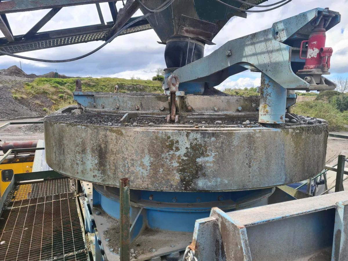 VERTICAL SHAFT IMPACT CRUSHER - Image 3