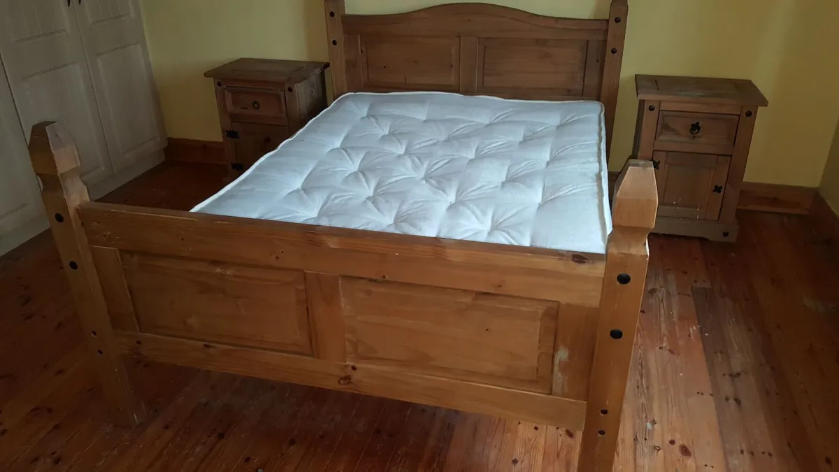 Bed - Image 1