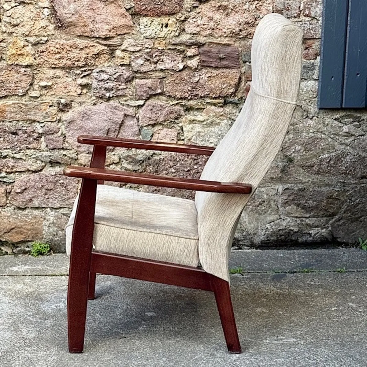 Vintage style fireside armchair - Image 4