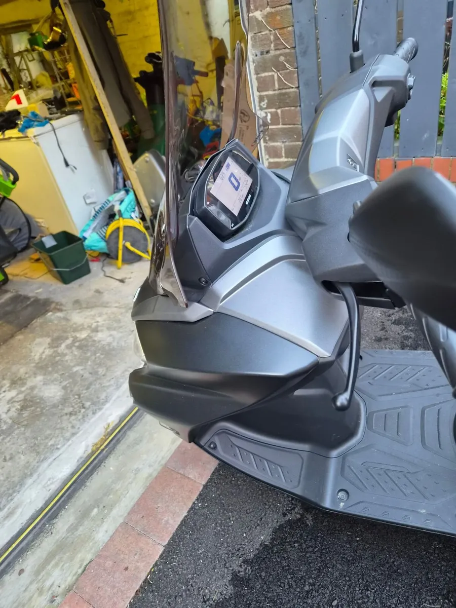 Suzuki Burgman 125ex - Image 2