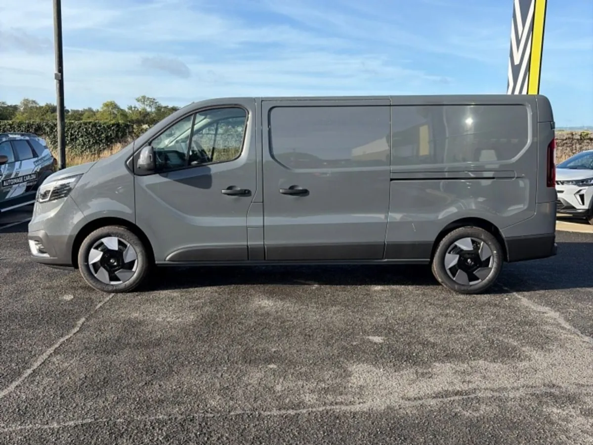 Renault Trafic AUTO EXTRA URBAN - Image 4