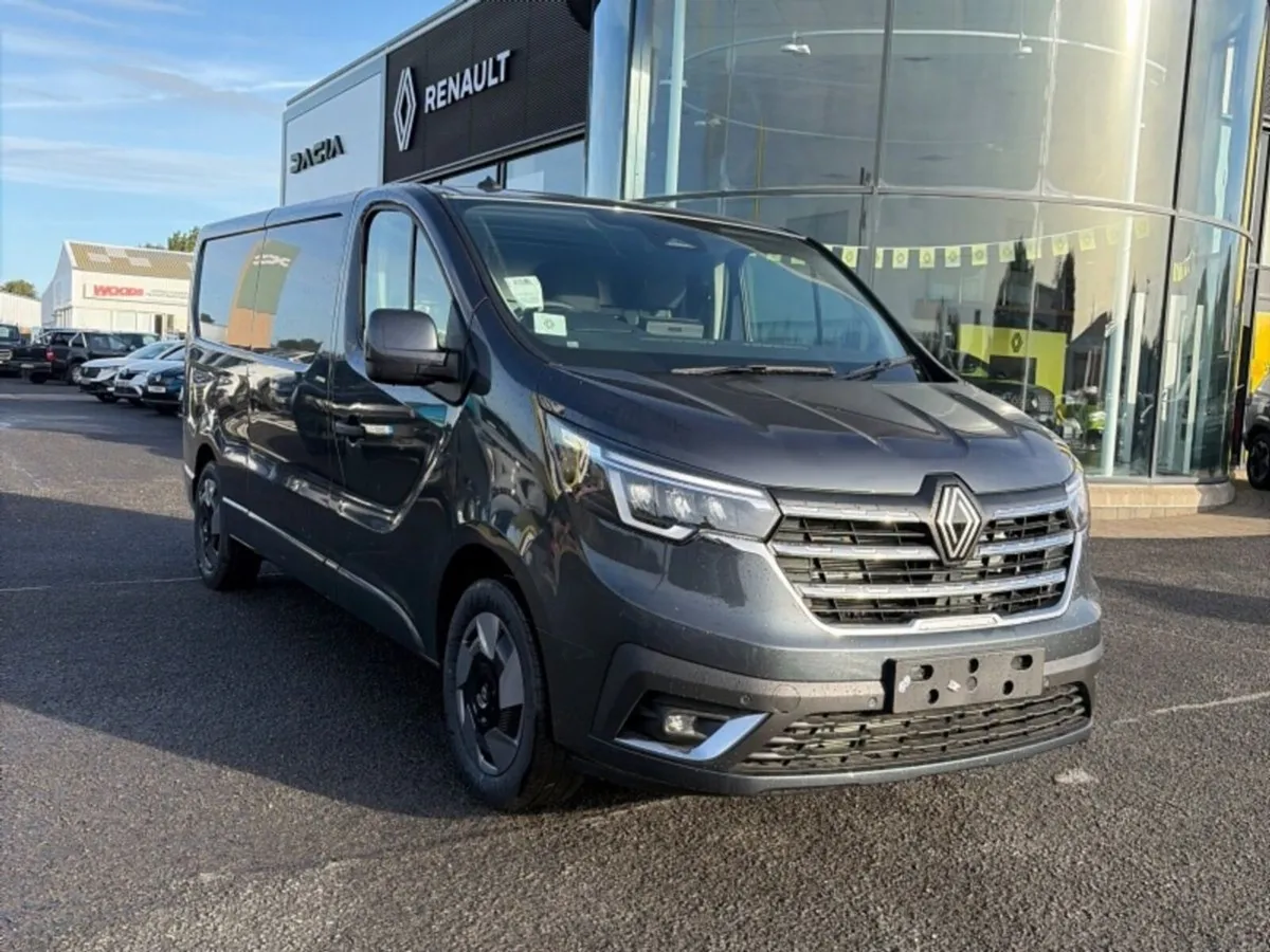 Renault Trafic AUTO 9SPEED EXTRA 170BHP - Image 1