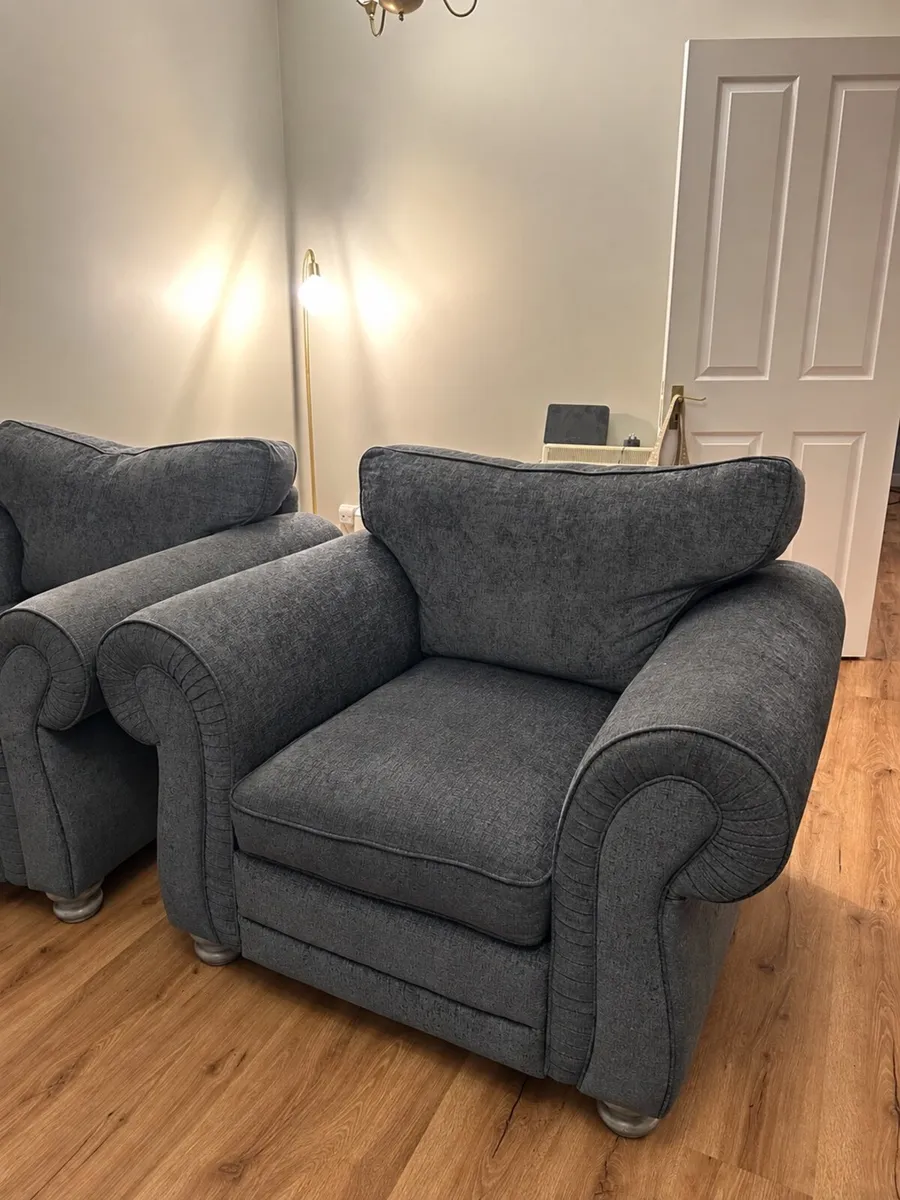 3 piece set of couches - Image 3