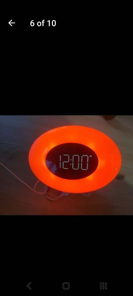 Digital alarm clock - Image 4