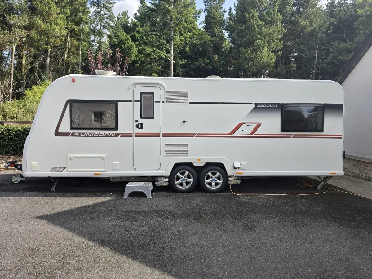 Bailey Unicorn IV Segovia 6 Berth - Image 1