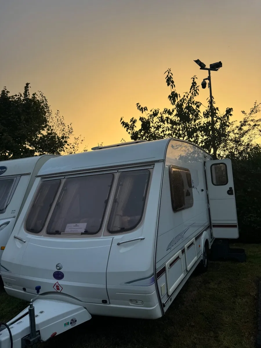Caravan - Image 1