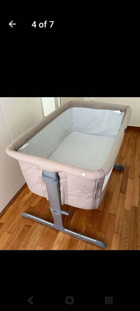 Chicco bedside crib - Image 4