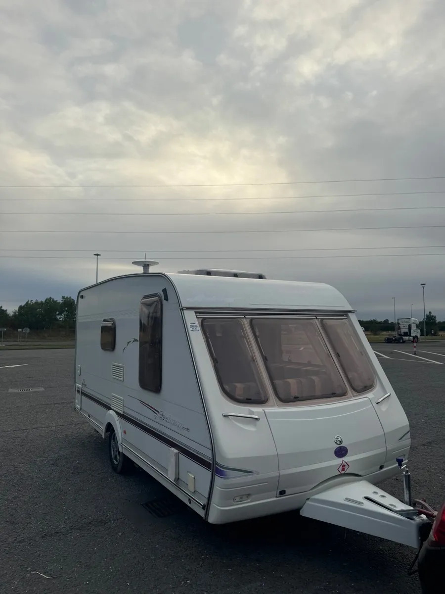 Caravan - Image 2