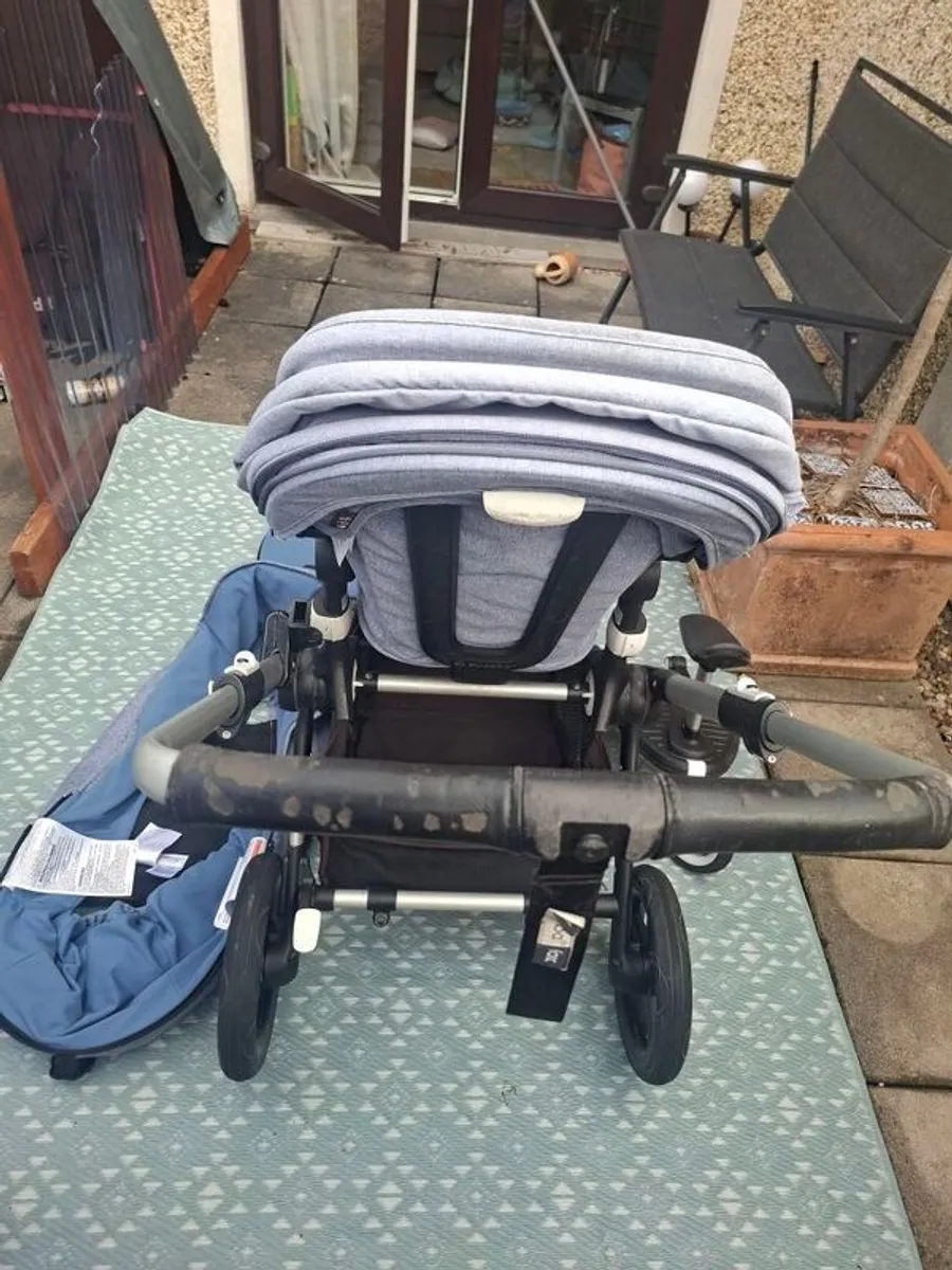 Bugaboo Fox + Bassinet + Standing Board - Image 1