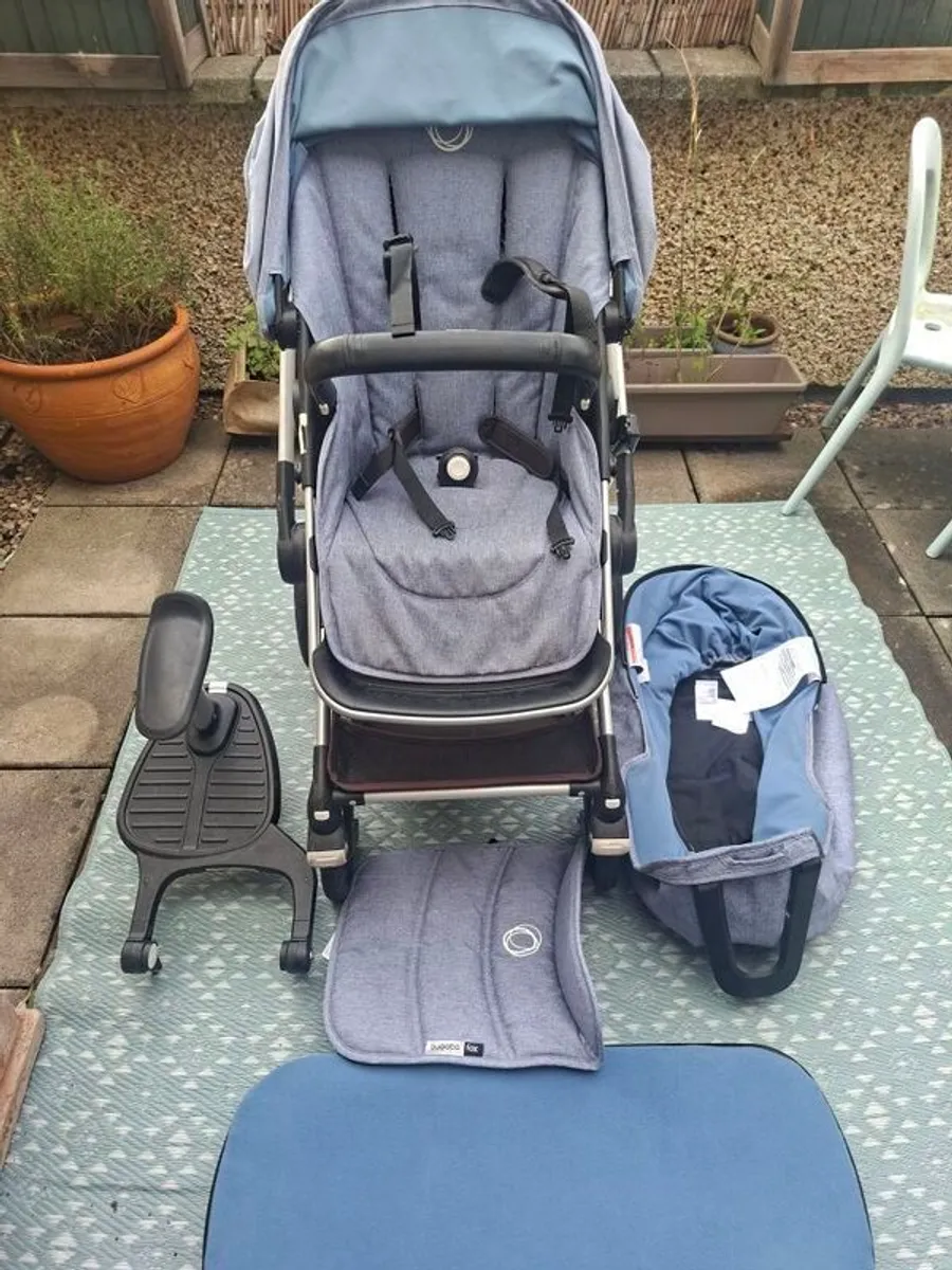 Bugaboo Fox + Bassinet + Standing Board - Image 4